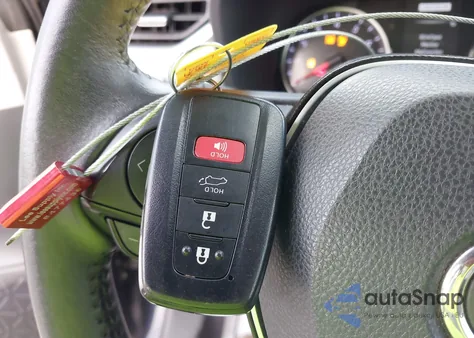 2021 Toyota Rav4 Xle Premium z USA, uszkodzony, nr VIN 2T3C1RFV4MC149855